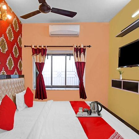 OYO 92262 Ankan Regency Kolkata Bagian luar foto