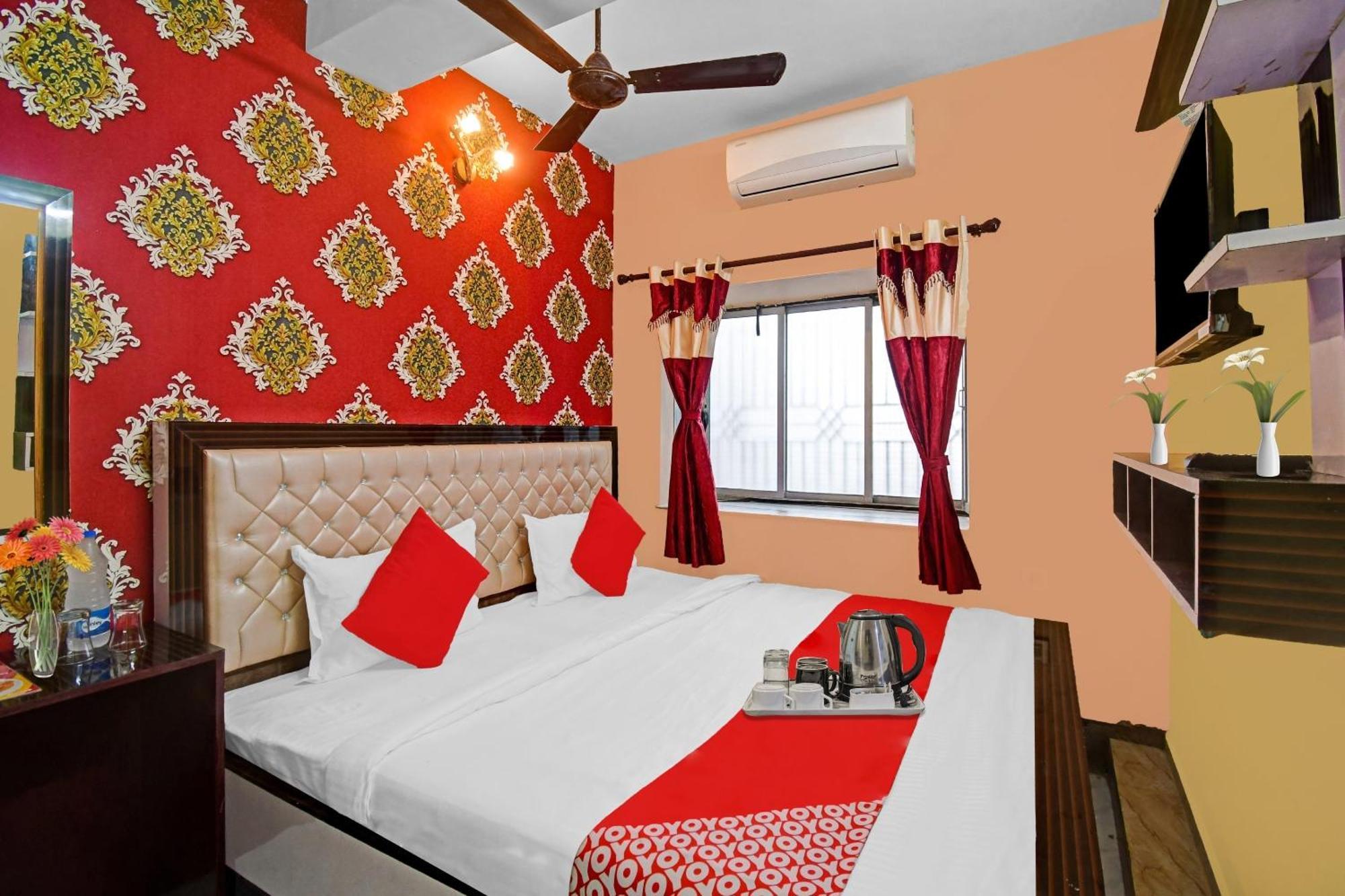 OYO 92262 Ankan Regency Kolkata Bagian luar foto