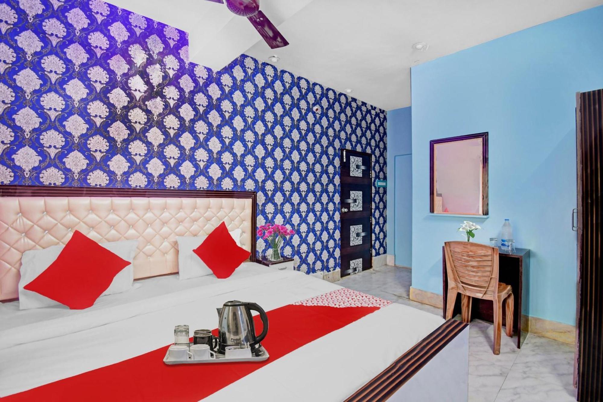 OYO 92262 Ankan Regency Kolkata Bagian luar foto
