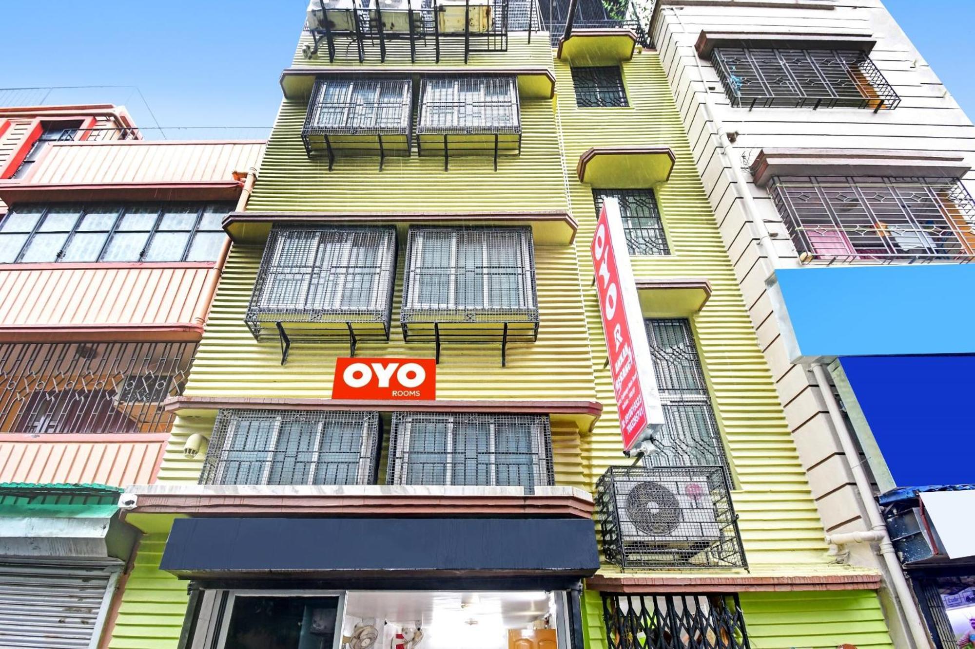 OYO 92262 Ankan Regency Kolkata Bagian luar foto